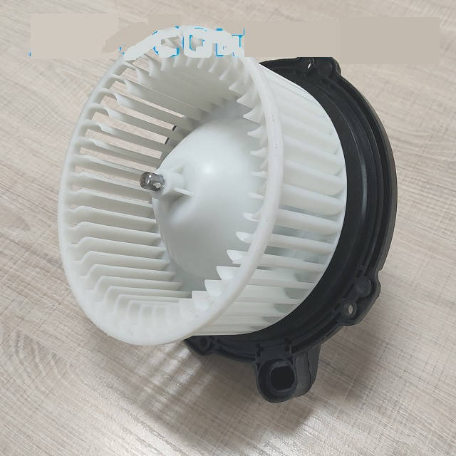 

Моторчик печки отопителя салона Isuzu NQR71/75 Исузу nqr75, nqr71 (8972119540)