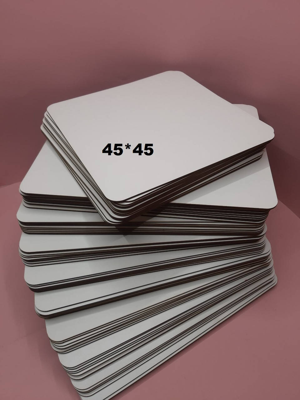 

Подложка под торт квадрат белая. Усиленная подложка для торта 45*45 см