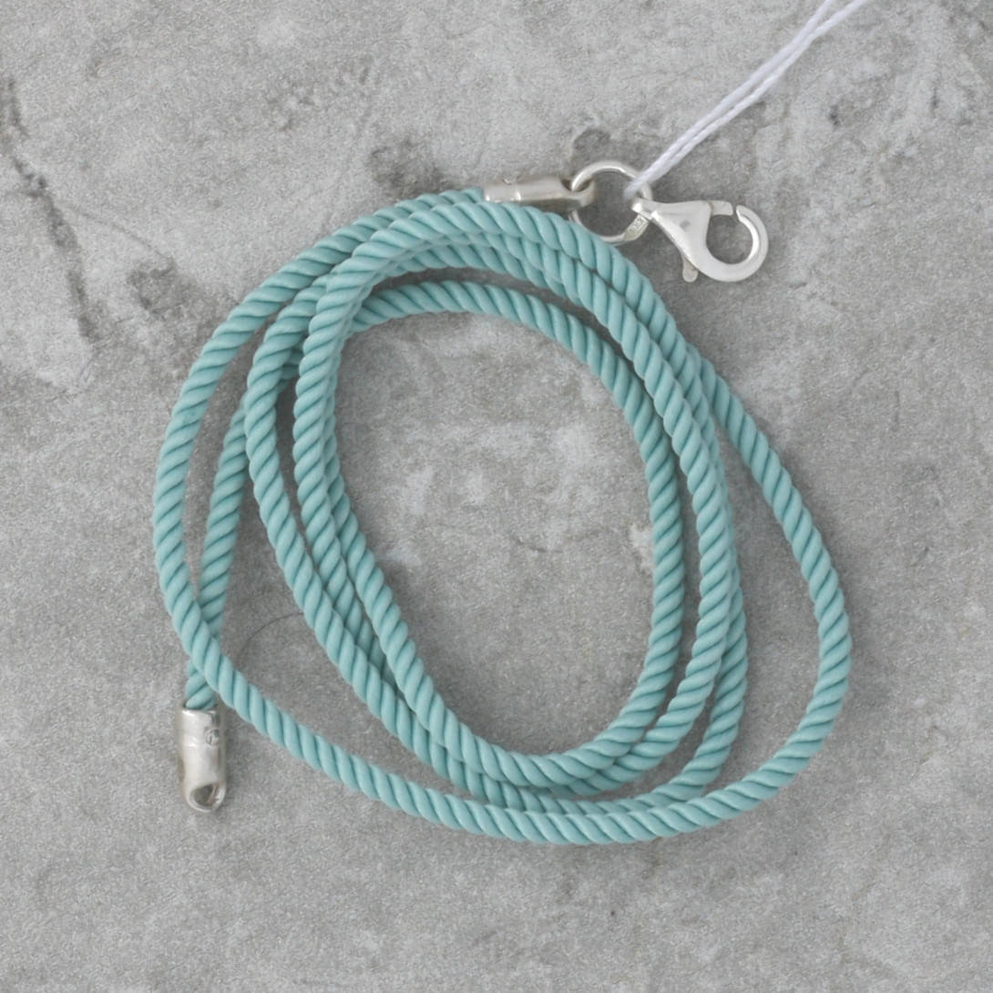 

Шнур шелковый "Милан" на шею мятный 2 мм