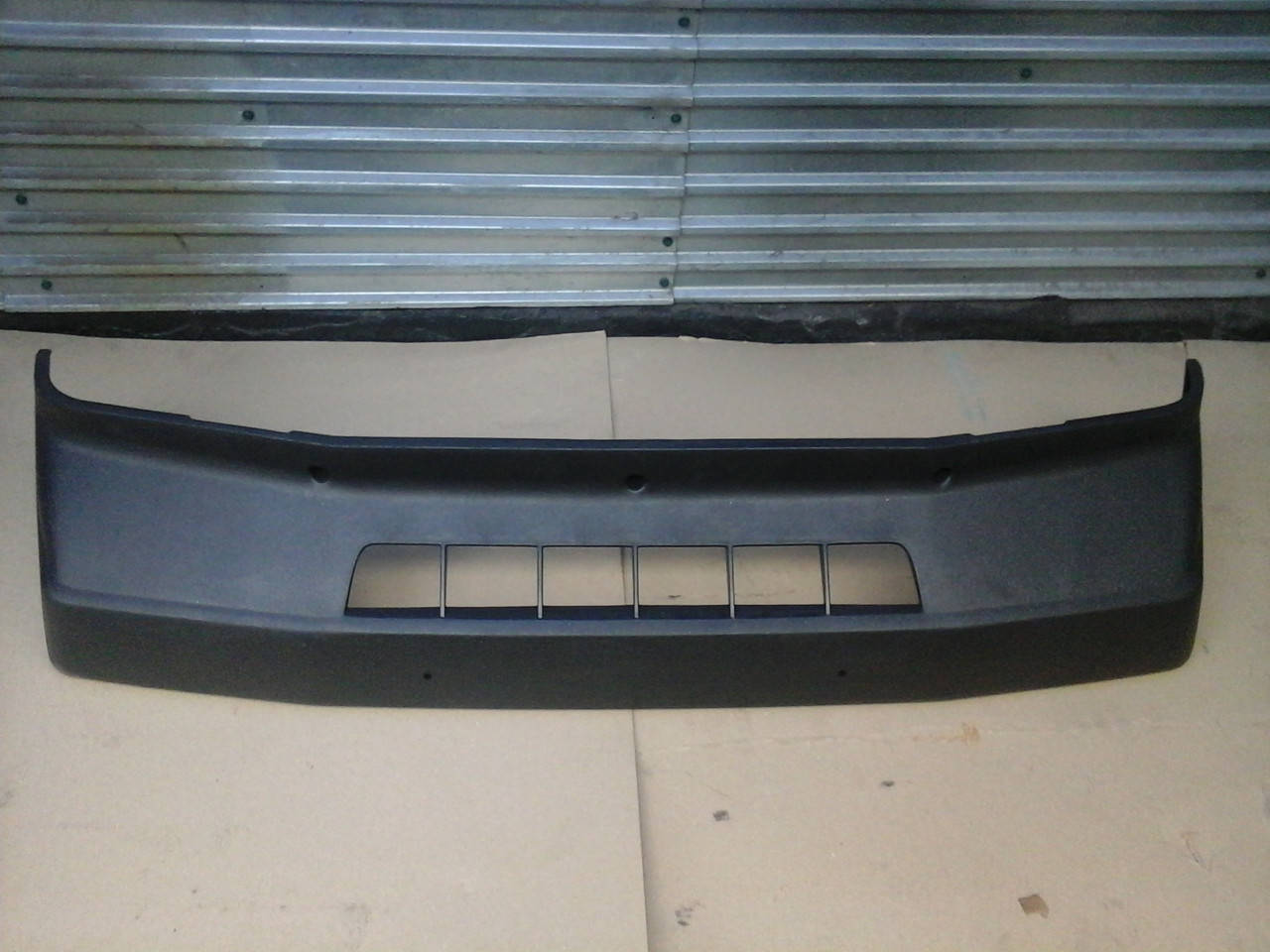 

Бампер таврия передний с доставкой по всей Украине