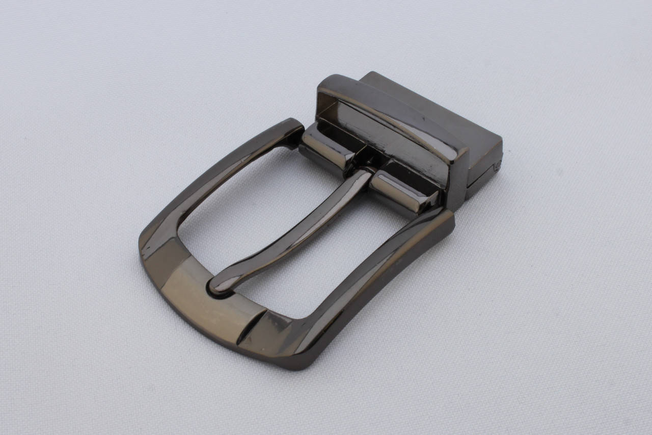 

Пряжка ременная с тренчиком, ширина - 35 мм, цвет - черный никель, артикул СК 5369