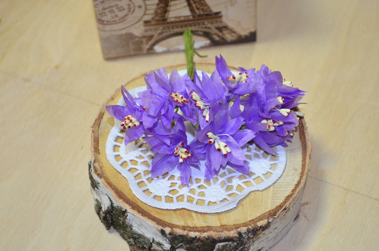 

Букетик хризантемы (цена за букет из 12шт). Цвет - сиреневый