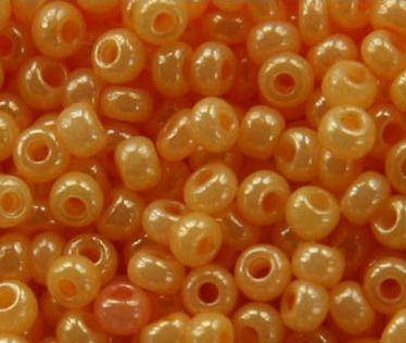 

Чешский бисер поджемчужный светлый оранжевый, 17383 /507
