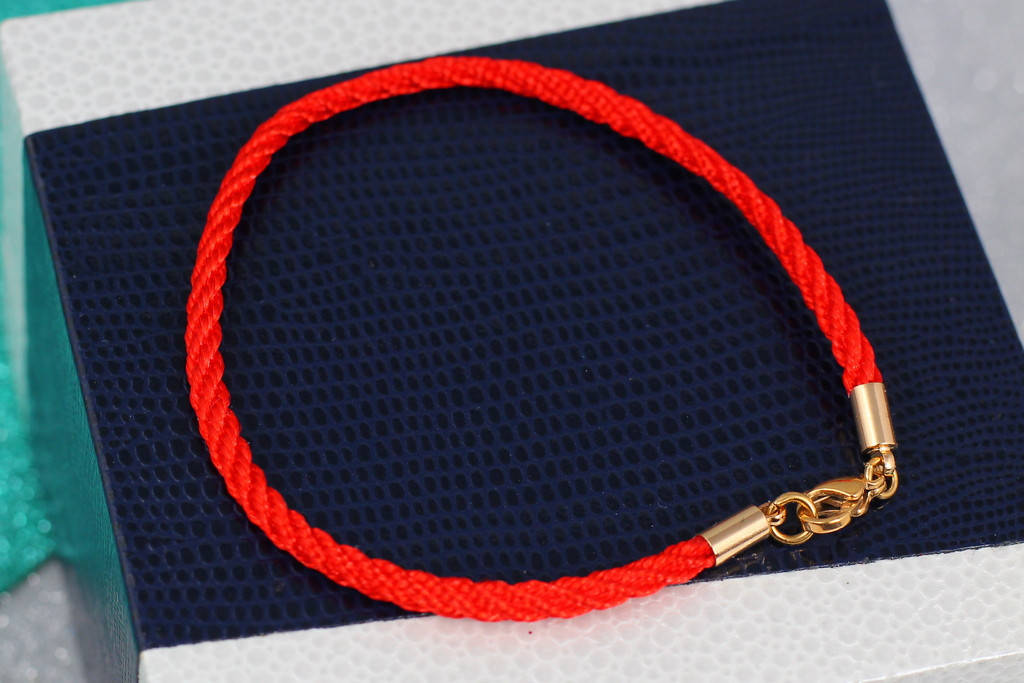

Браслет Xuping Jewelry красная нить 20 см 3 мм золотистый
