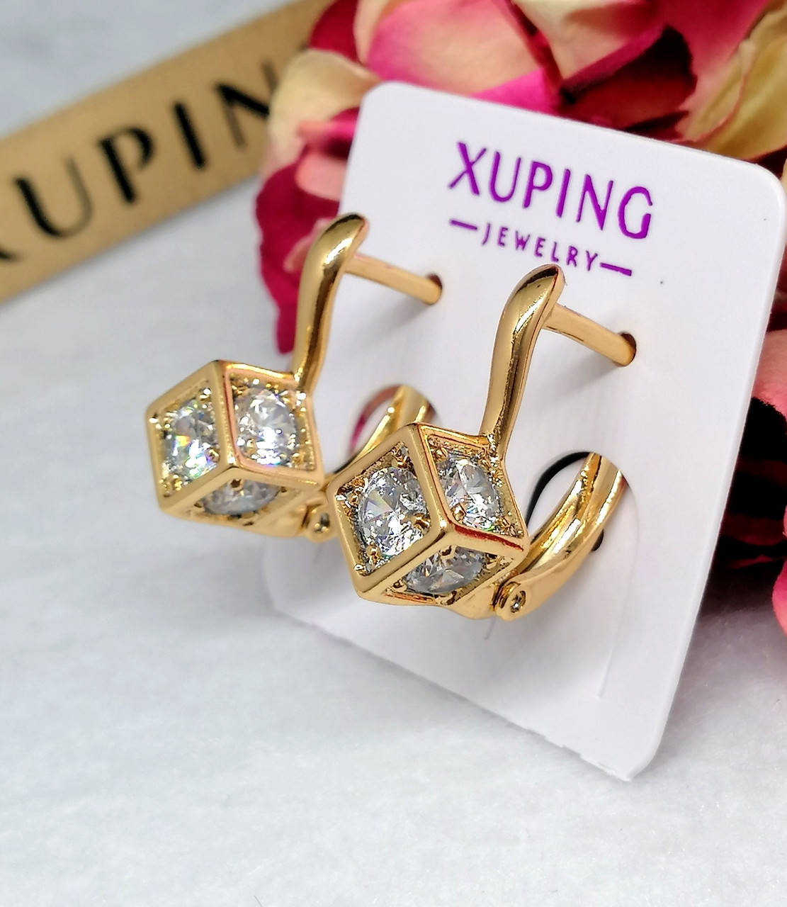 

Нежные женские серьги, позолота Xuping. Медицинское золото.