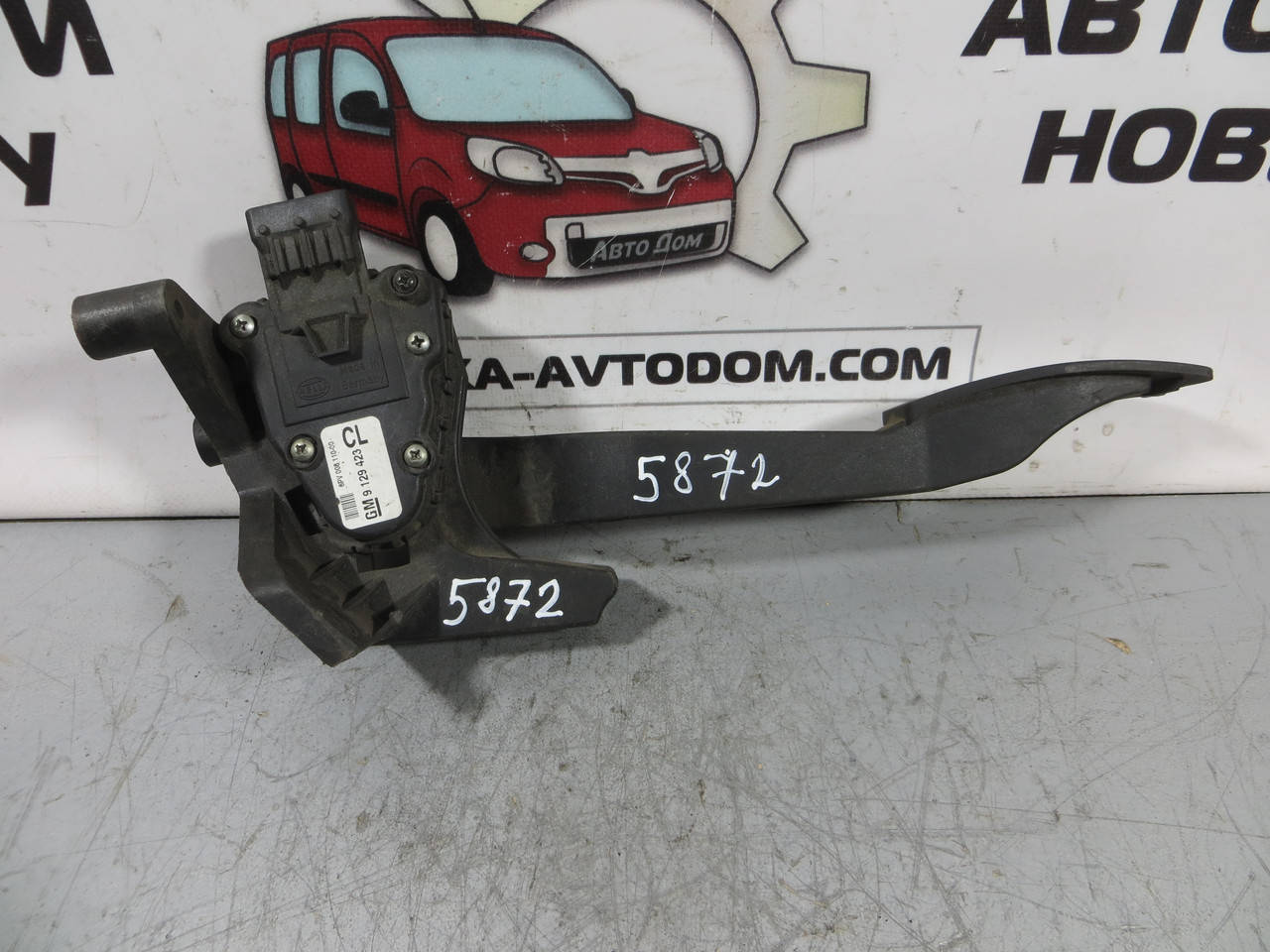 

Педаль газа электронная пластиковая OPEL COMBO (2001-2011) ОЕ: 0848375