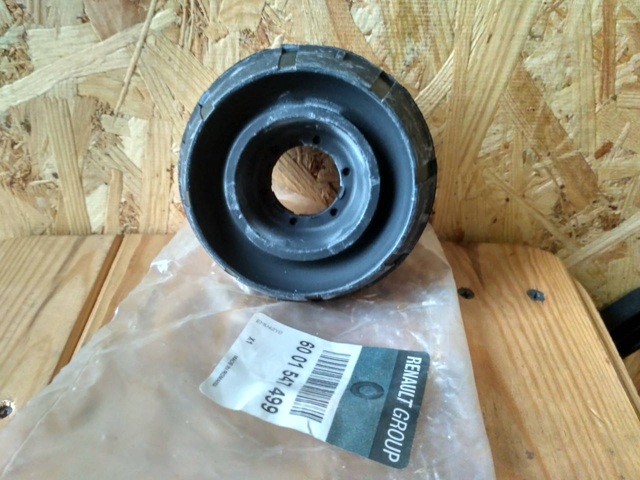 

Renault (Original) 60015474 - Верхняя опора (подушка) амортизатора на на Рено Логан, Сандеро