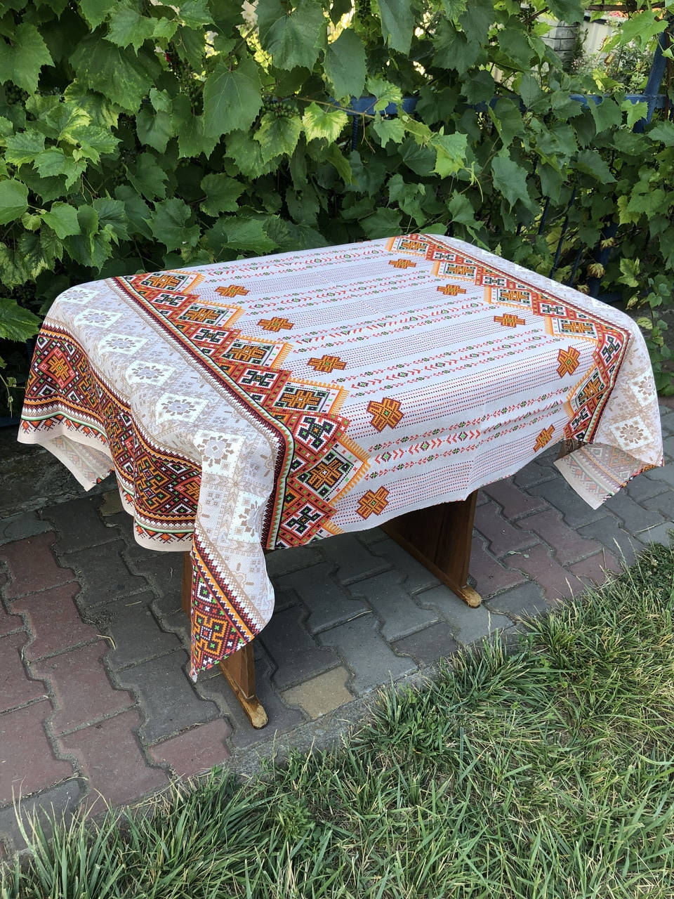 

Скатертина столова розмір 110*150см