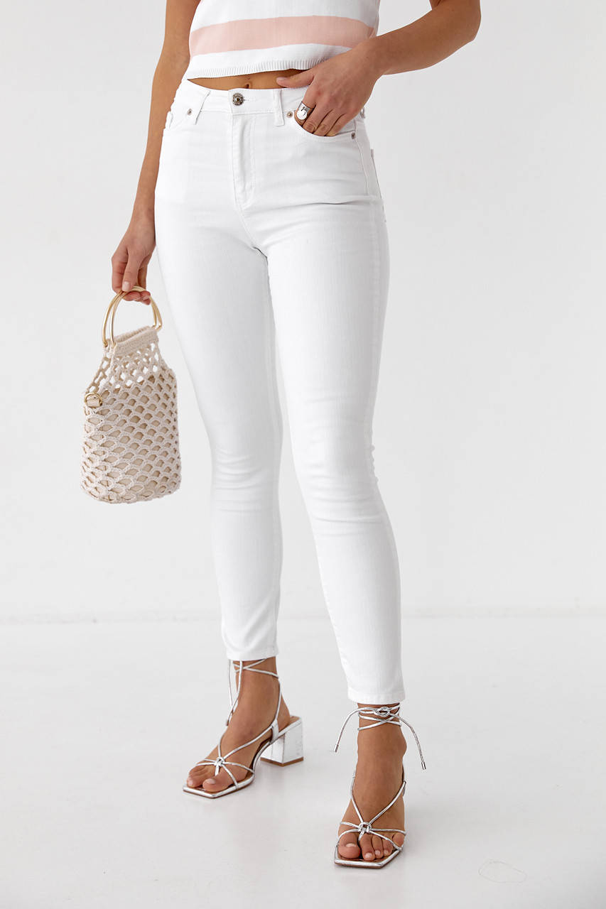 

Классические белые джинсы зауженного фасона Denim Palace - белый цвет, 32р (есть размеры)