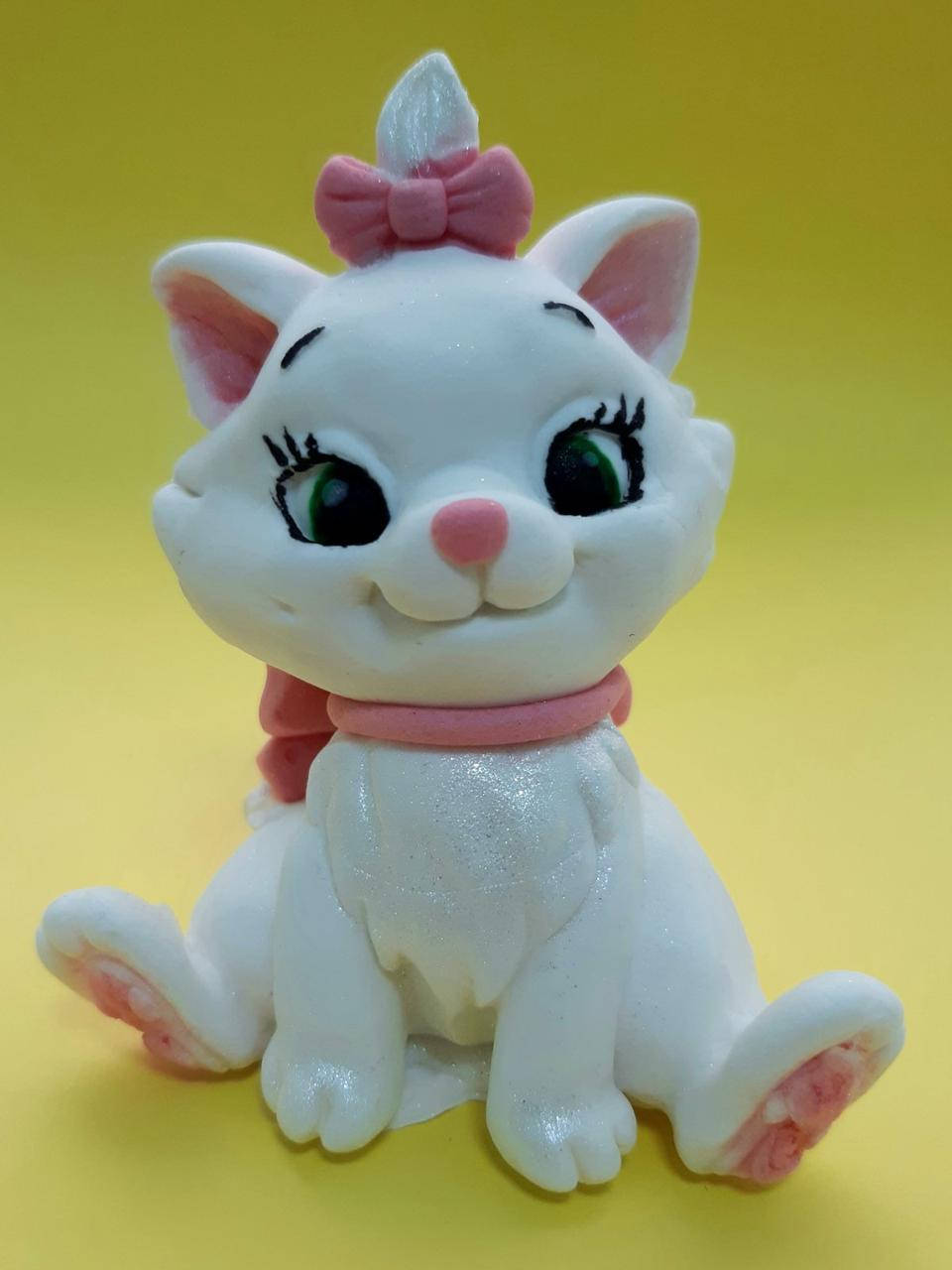 

"Киця" ("Кошка")