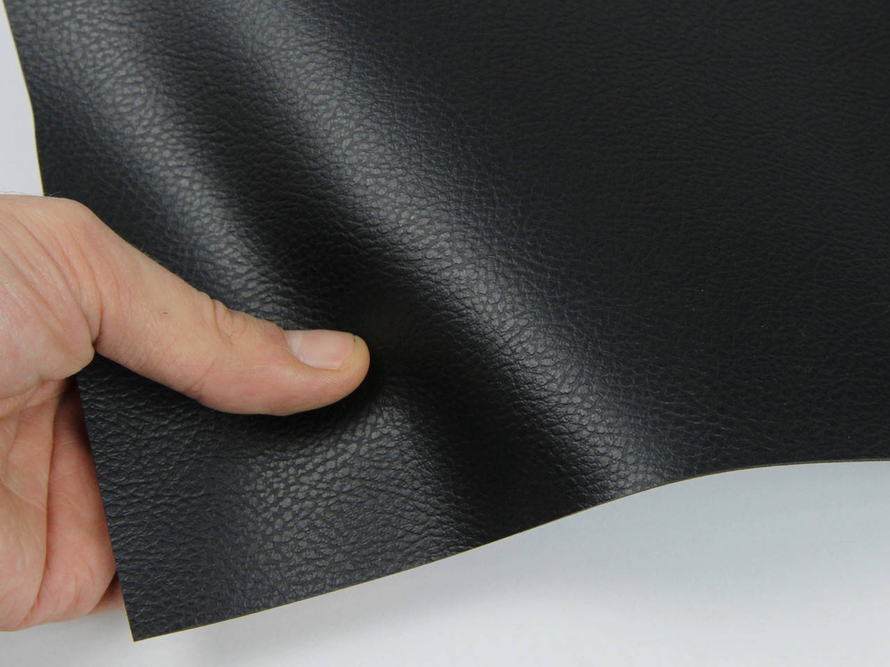 

Термовинил HORN (черный A10) для обтяжки торпеды, ширина 1.40м