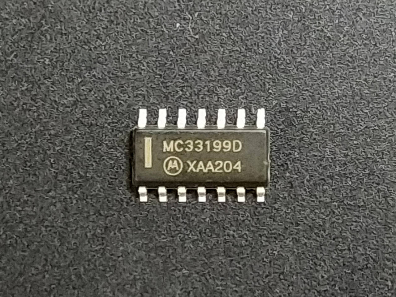 

Микросхема MC33199D SOP14 Motorola оригинал. MCZ33199 MC33199.