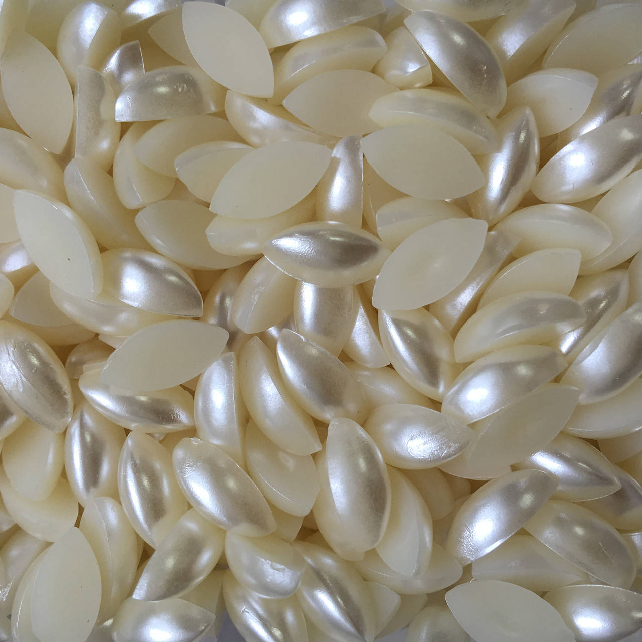 

Полужемчуг бежевый (Ivory) маркизы(5х10мм).Цена за 50шт