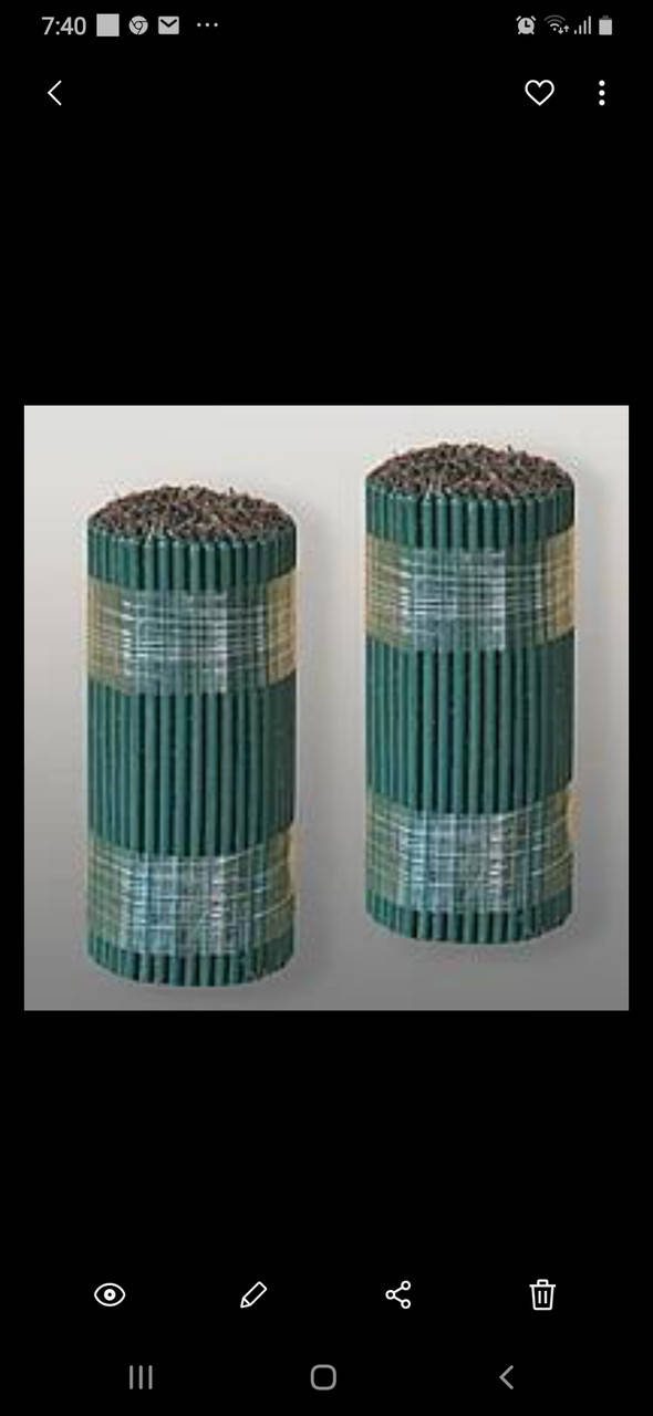 

Восковые свечи зеленые 0.5 кг 82 шт