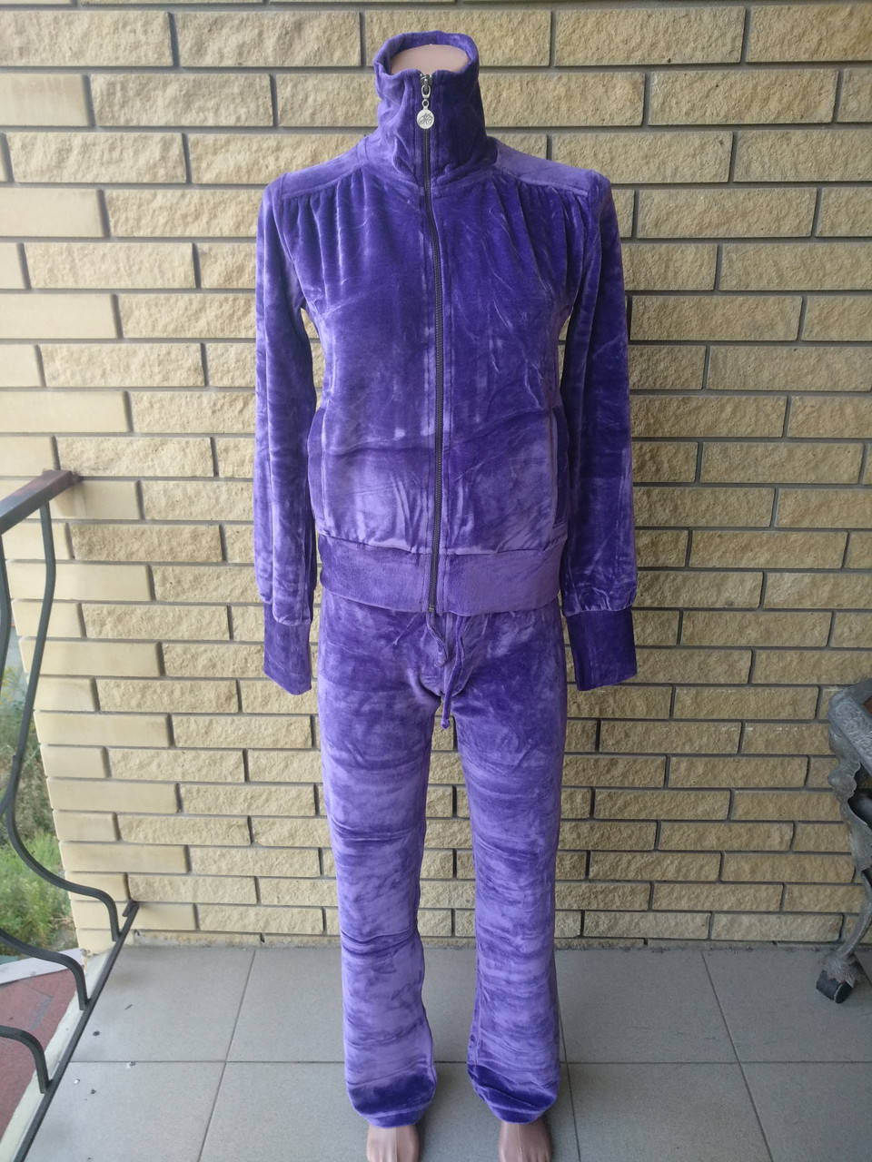 

Костюм женский велюровый STAR, Турция L, сиреневый