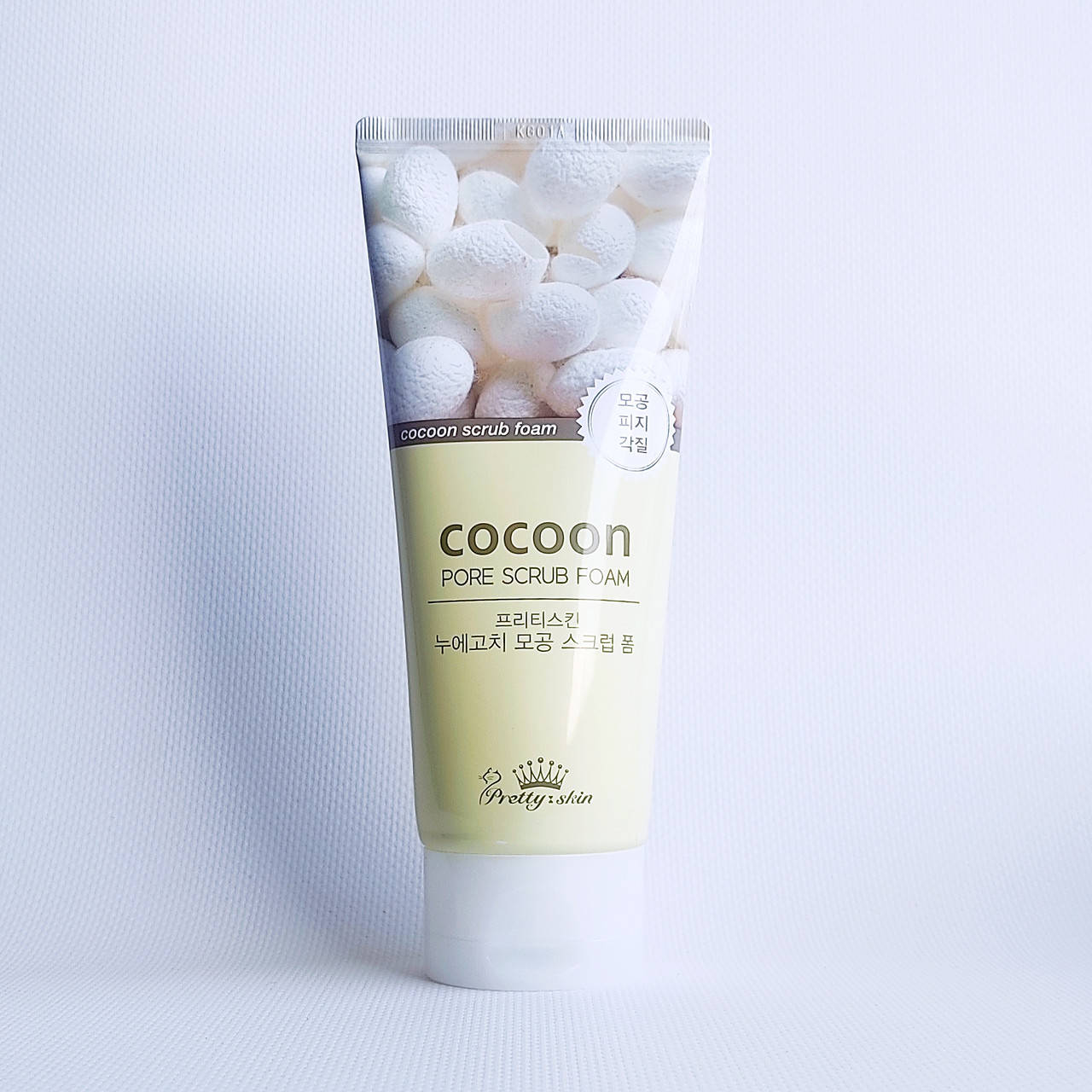 

Скраб для лица с коконом шелкопряда Pretty Skin Cocoon Pore Scrub Form 150 мл