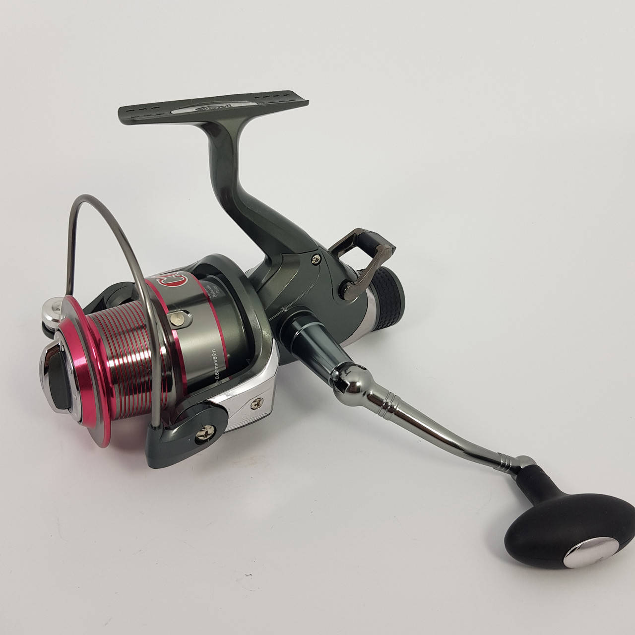 

Карповая катушка для дальнего заброса с конусной шпулей Coyote RD  катушка с байтраннером, Серый