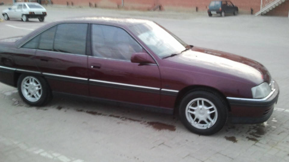 

Автокраска Paintera BASECOAT RM Opel 69L-568 Rioja Red 0,8L