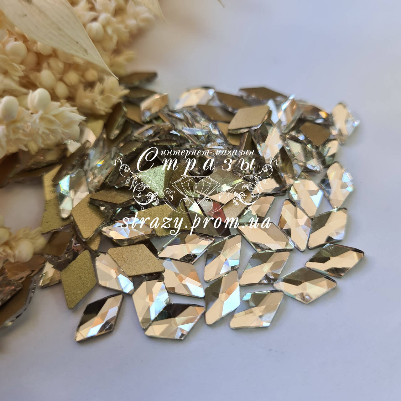 

Стразы фигурные 6*10мм Crystal 20шт №103К