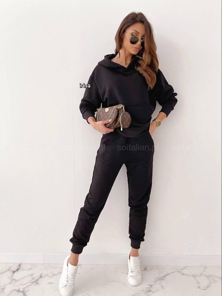 

Женский весенний костюм двухнить (штаны и худи) чёрный, белый, пудра, Черный