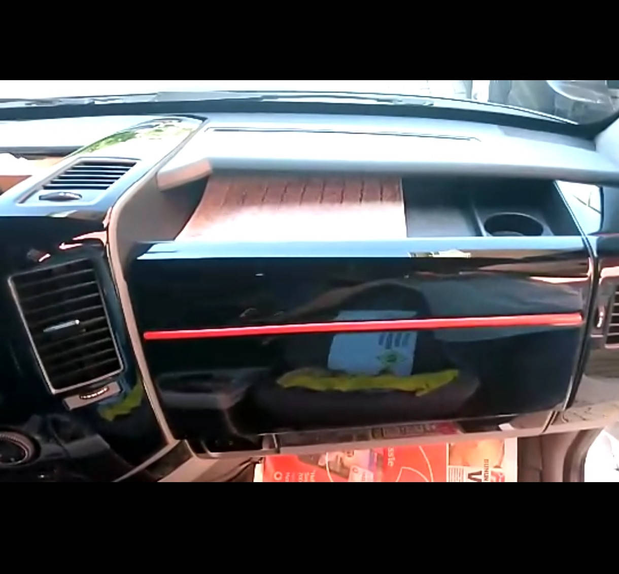 

Декор панели спринтер/ Крафтер ( sprinter/crafter) ЧЕРНЫЙ цвет. Турция