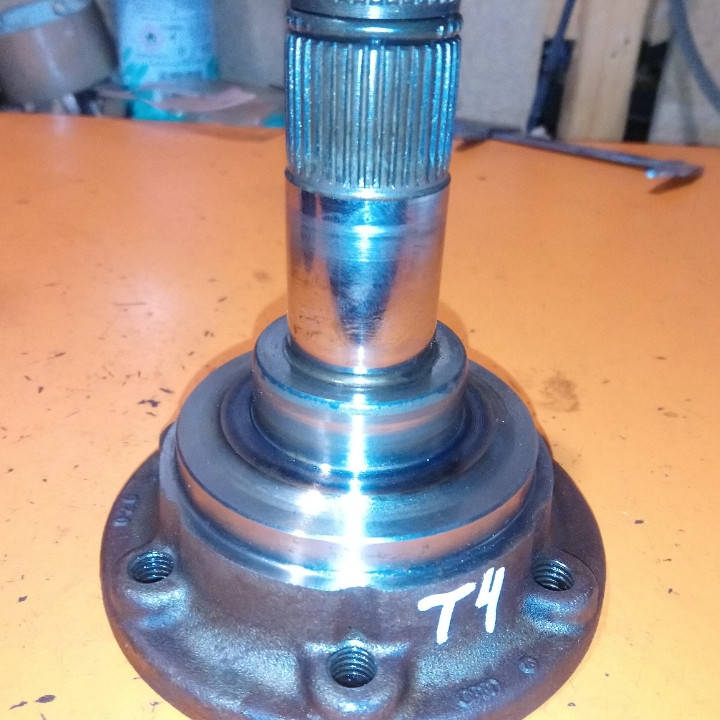 

Фланец кпп б.у фольксваген транспортёр т4 volkswagen transporter T4 1.9TDI EVY