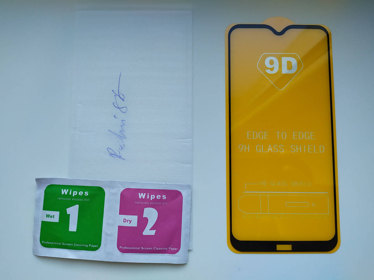 

Защитное стекло 9D (full Glue) для Xiaomi redmi 8a