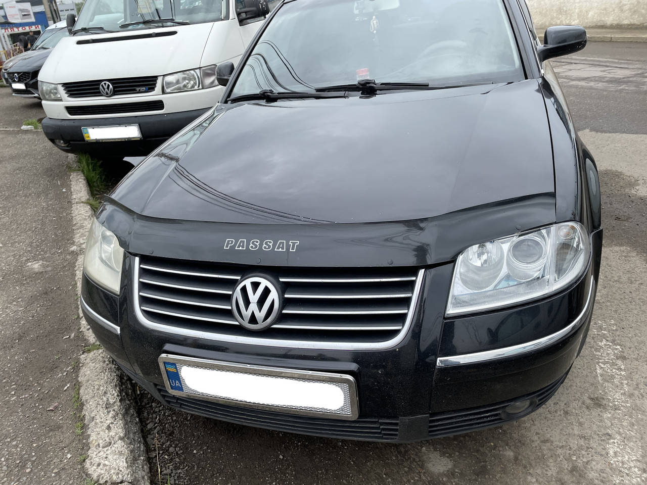

Дефлектор капота, мухобойка Volkswagen Passat (B5+) 2001-2005/рестайлинг