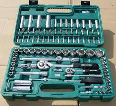 

Набор инструментов 94 предметов 1/2",1/4" ( 6-ти гранный ) HONITON