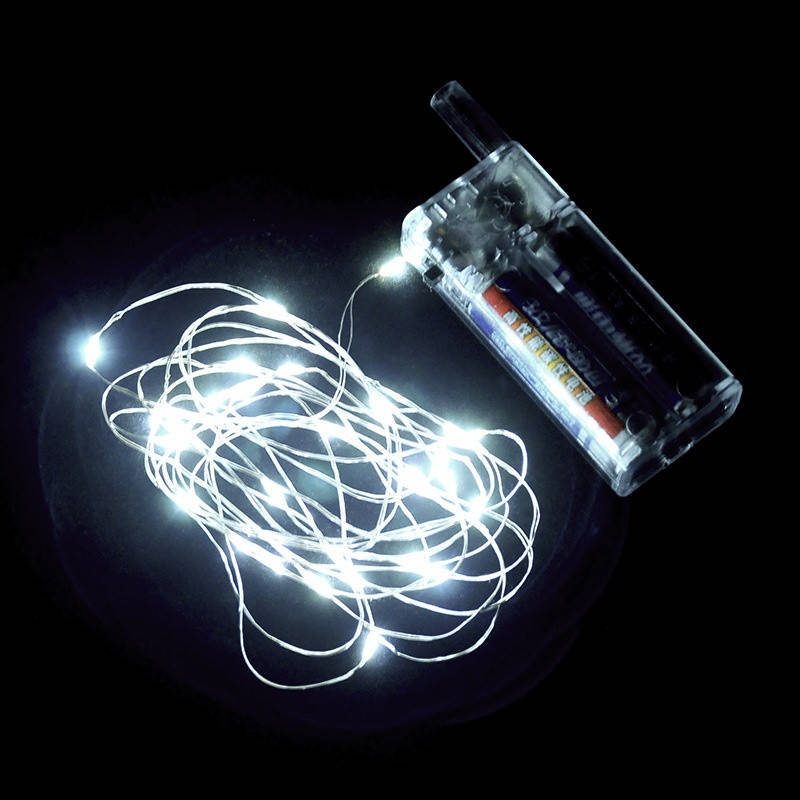 

Гирлянда LED ниточная 3 метра Капля росы Холодный свет