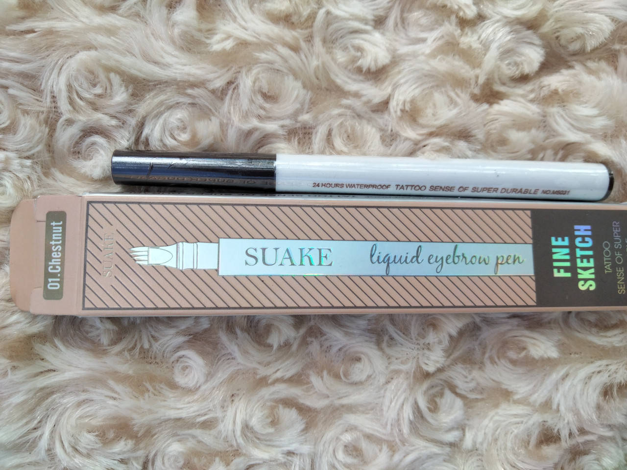 

Водостойкий карандаш для бровей suake liquid eyebrow pen тон 1 chestnut ( каштан )