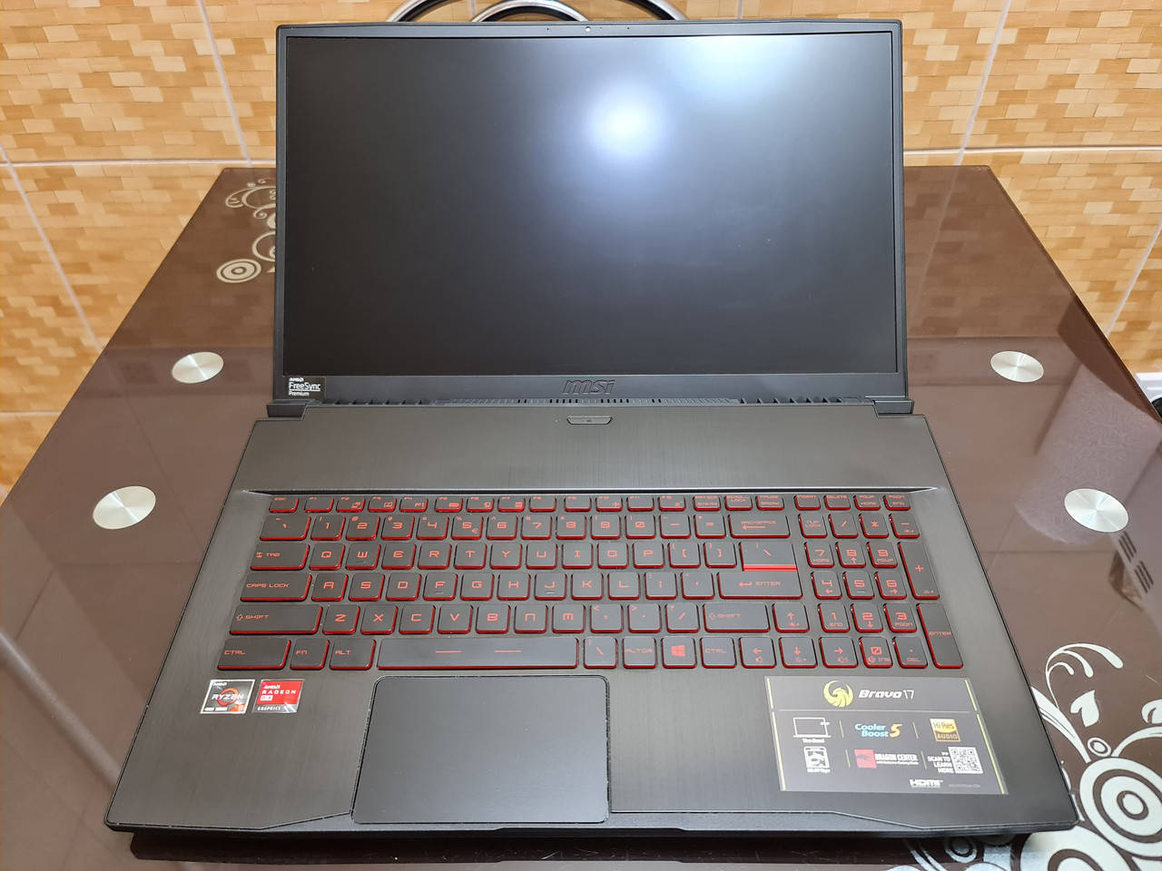 

Игровой ноутбук MSI Bravo 17 A4DDR (Ryzen 5 4600H/16Gb/RX 5500M/SSD 512Gb/IPS 144Hz), Черный