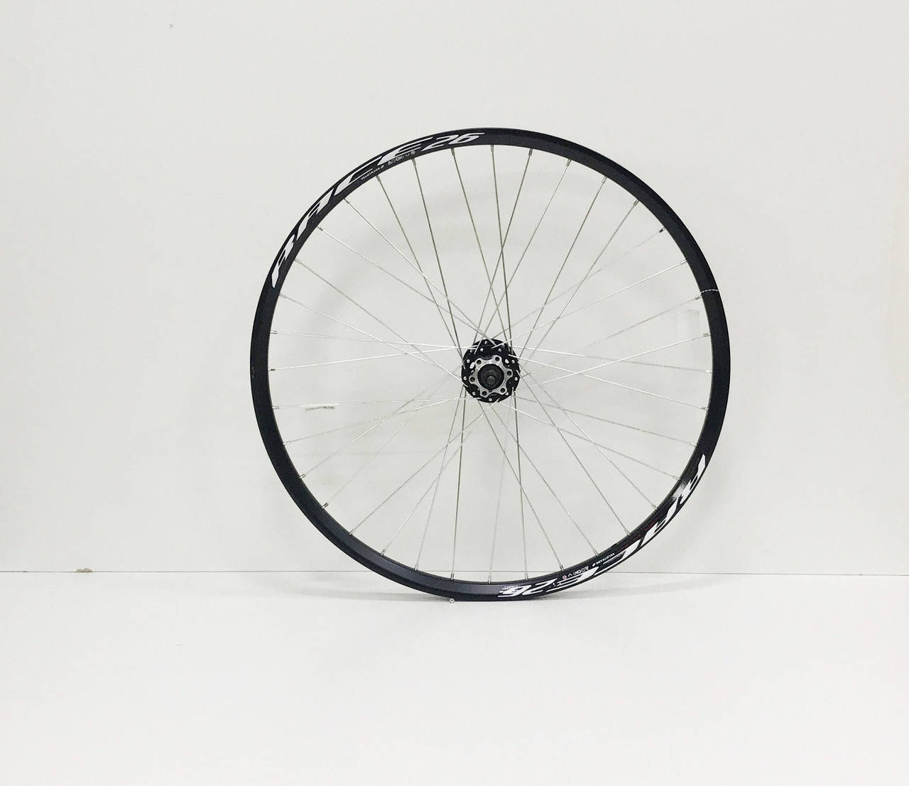 

Колесо на велосипед переднее 26" Velohit mod 115 под дисковый тормоз