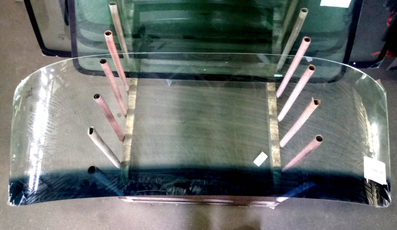 

Лобовое стекло для ГАЗ 24/3102/3110/31105 (Волга) (1970-2009), Зелёный