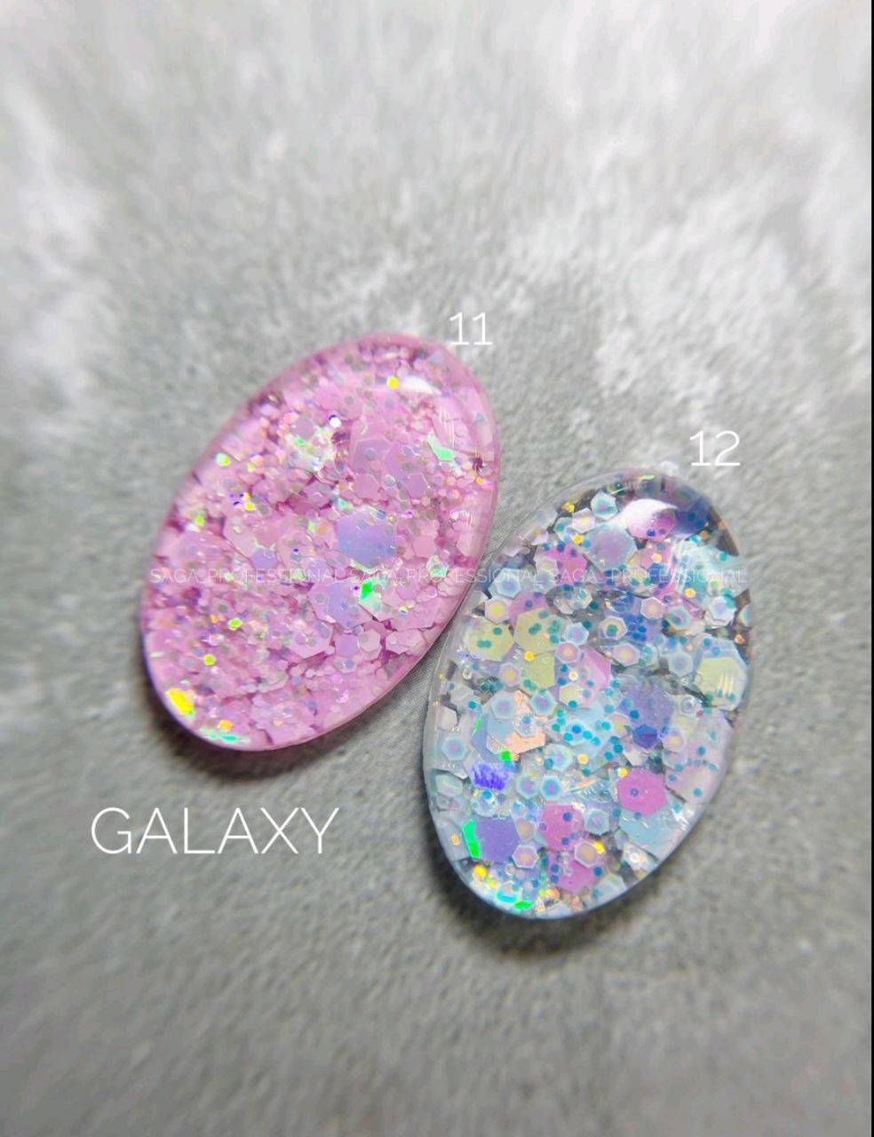 

Гель Galaxy Gitter от Saga Professional 11, 8 мл
