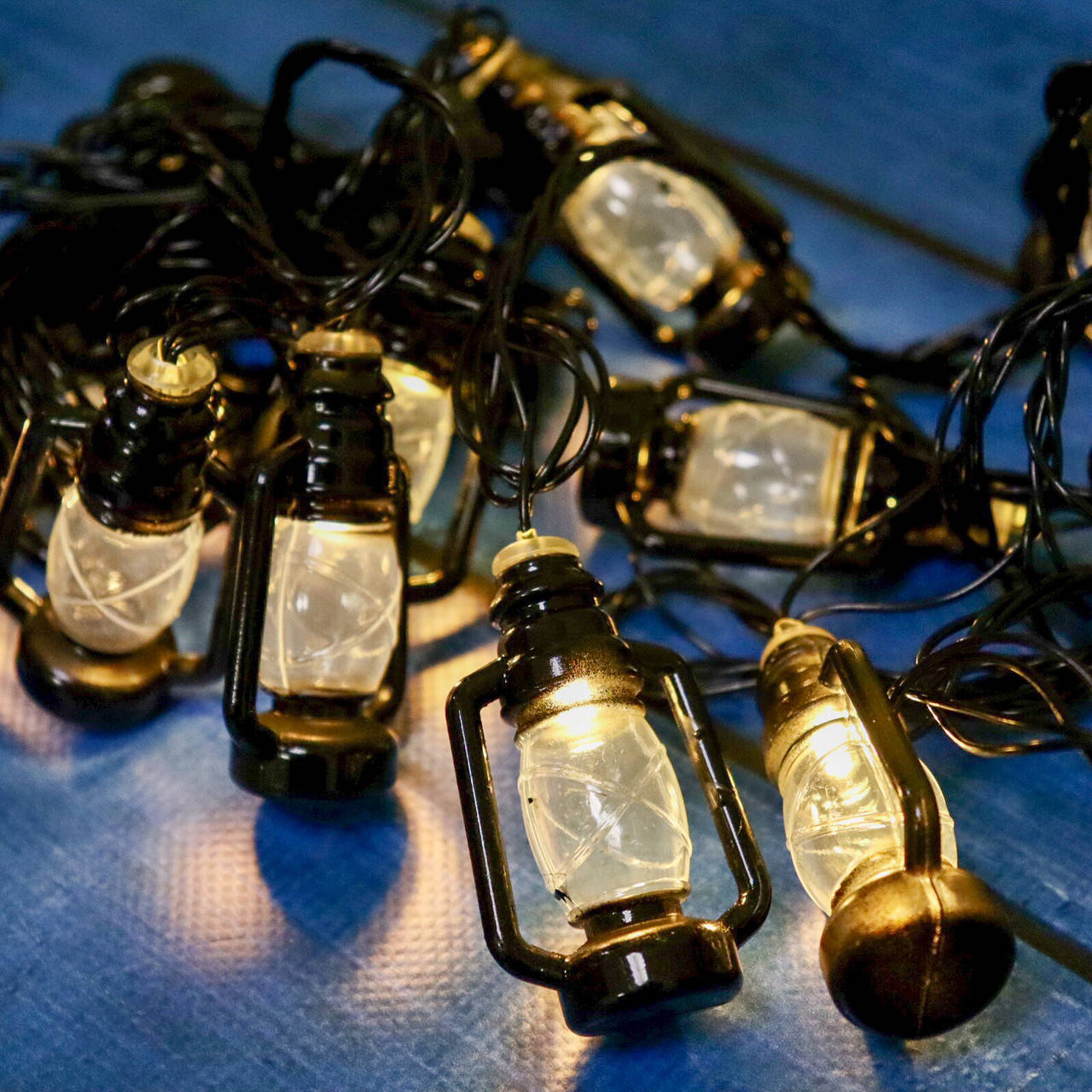 

Гирлянда фигурки 12 LED, Фонарик-2, Теплый белый 5 м, переходник (1698-15)