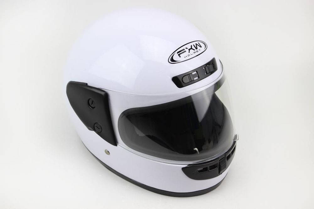 

Бюджетный мотошлем FXW HF-101 белый M