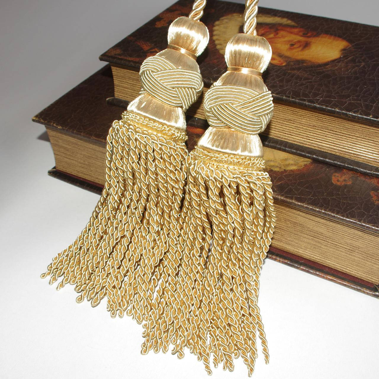 

Кисти для штор (кутасы)