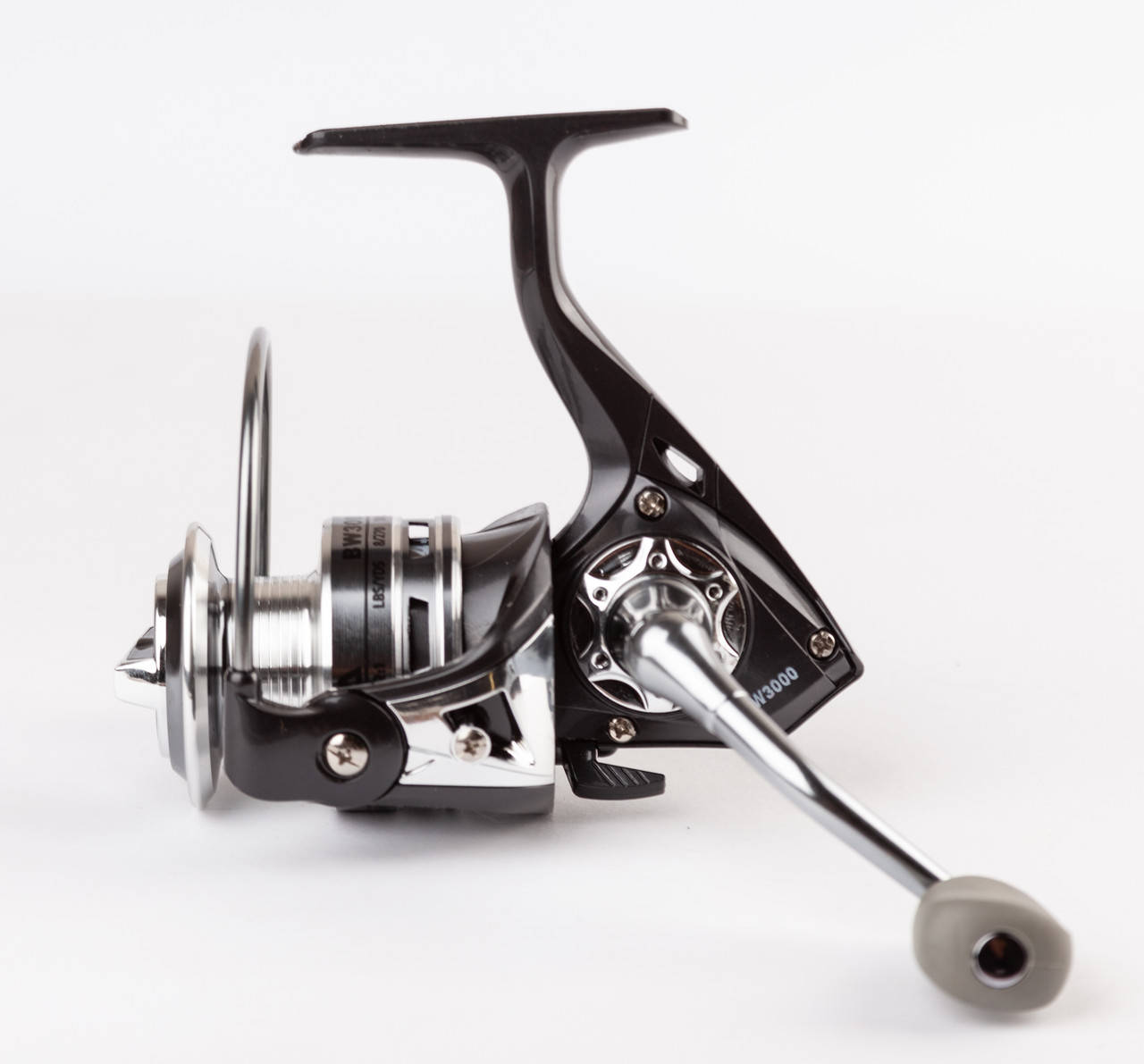 

Катушка для спиннинга Weida BW  4+1 подшипника, Черный