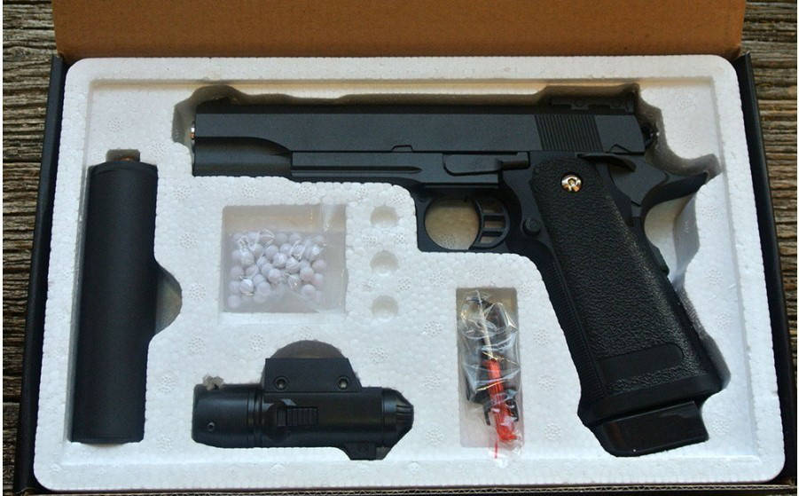 

Игрушечный металлический пистолет G.6A Smith & Wesson SW1911, глушитель, прицел