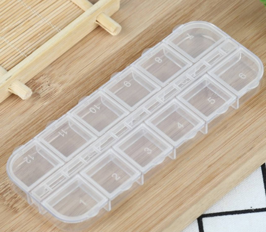 

Органайзер для бисера, бусин, мелочей, 12 ячеек (13х5х1,5см)