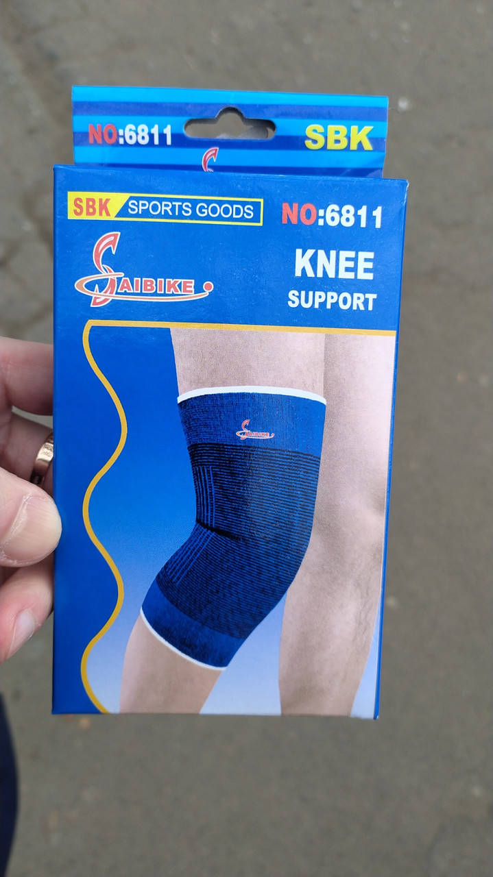 

Эластичный наколенник-пара.