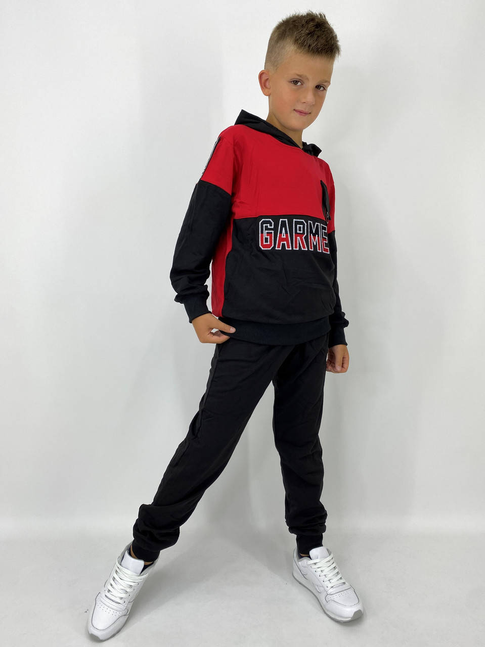 

Красный костюм для мальчиков от 4 до 12 лет. Польша - F26 fashion