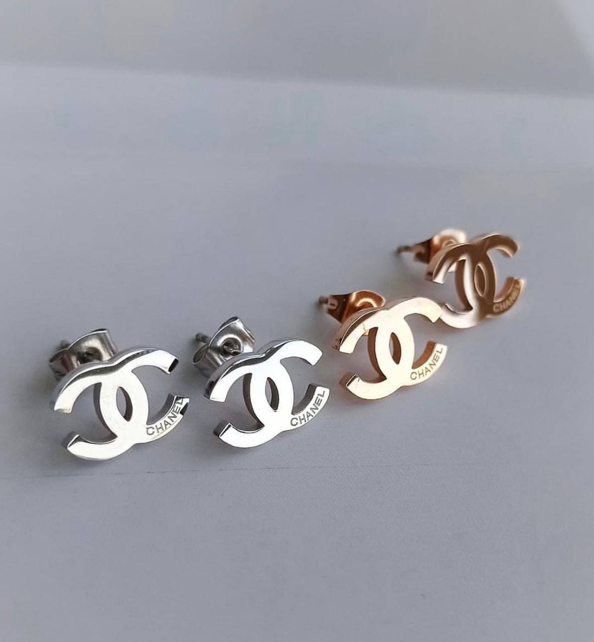 

Сережки Шанель