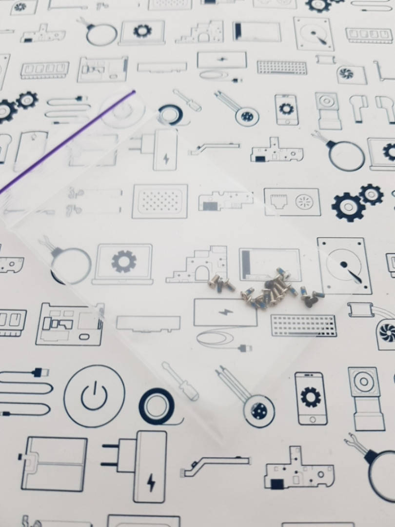 

Набор винтов Meizu M3 Note L681 с разборки