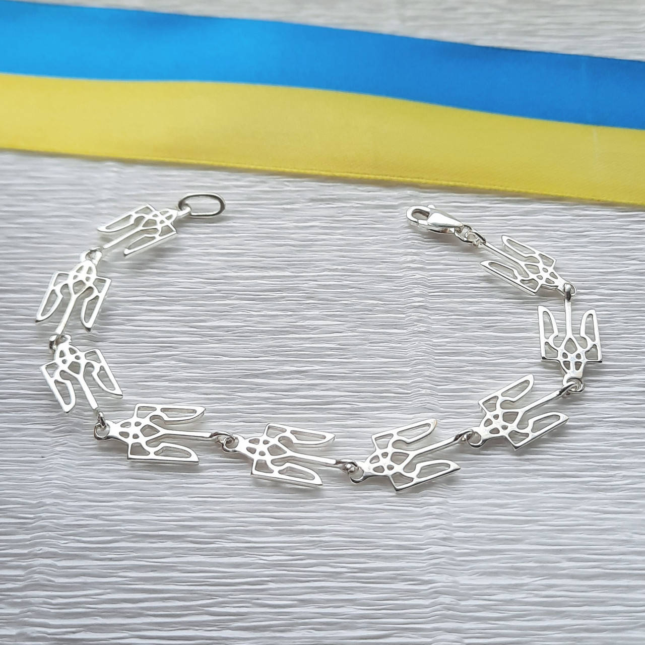 

Серебряный браслет Герб Украины - Тризубец