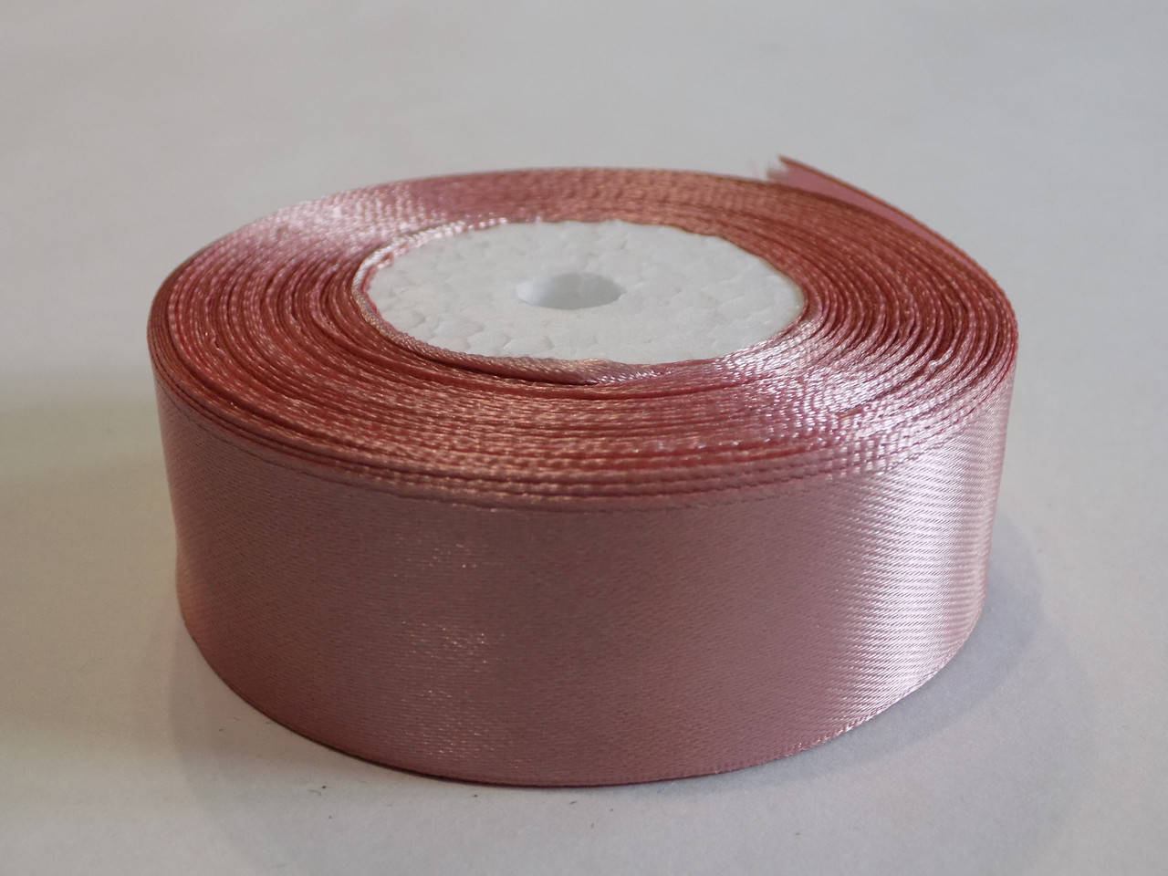 

Лента атласная 2.5 см