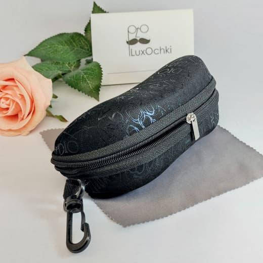 

Жесткий чехол на молнии с карабином для солнцезащитных очков