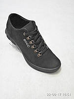 Шкіряні чоловічі спортивні туфлі чорні стиль ecco 41 розмір