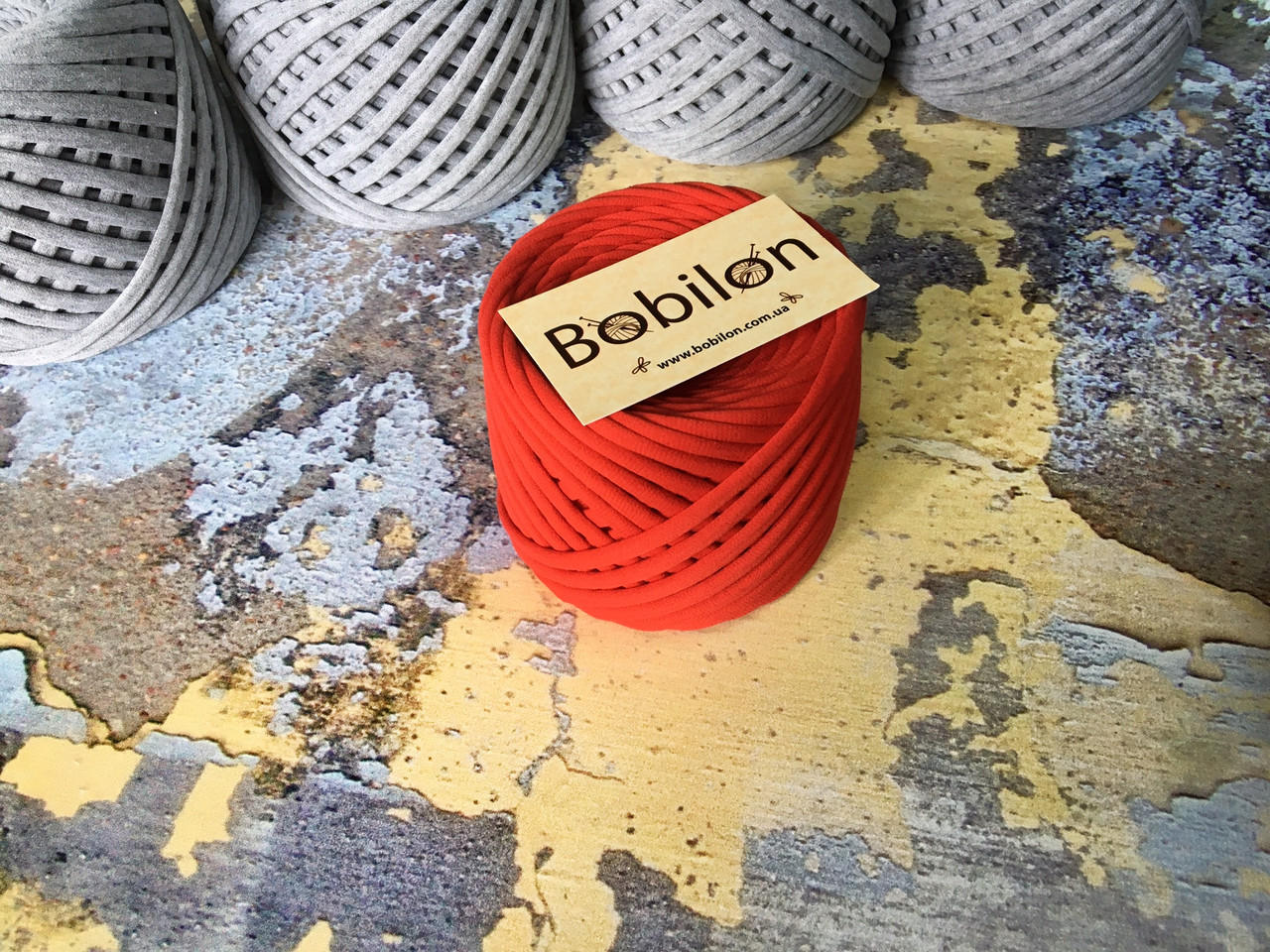 Трикотажная пряжа Bobilon Medium (7-9 мм) Lady in Red Красный мак 50 метров